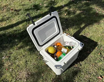 Convenience and portability 20QT  Cooler Box for solo camping fishing and hiking   ice cooler box