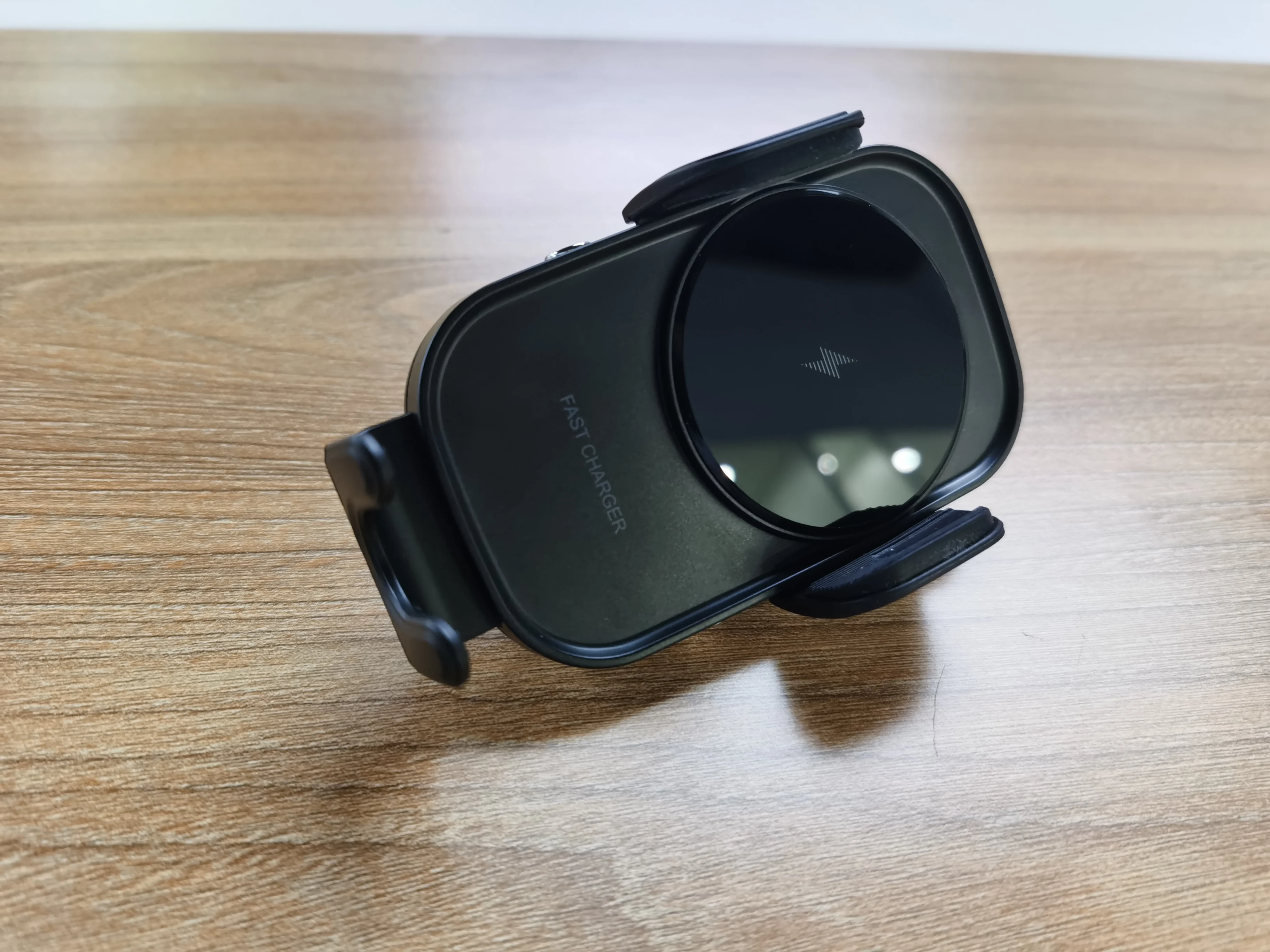 Универсальный с автоматическим зажимом 10 Вт 15 Вт USB-C смарт-датчик qi usb держатель мобильного телефона для быстрой зарядки инфракрасный беспроводное автомобильное зарядное устройство