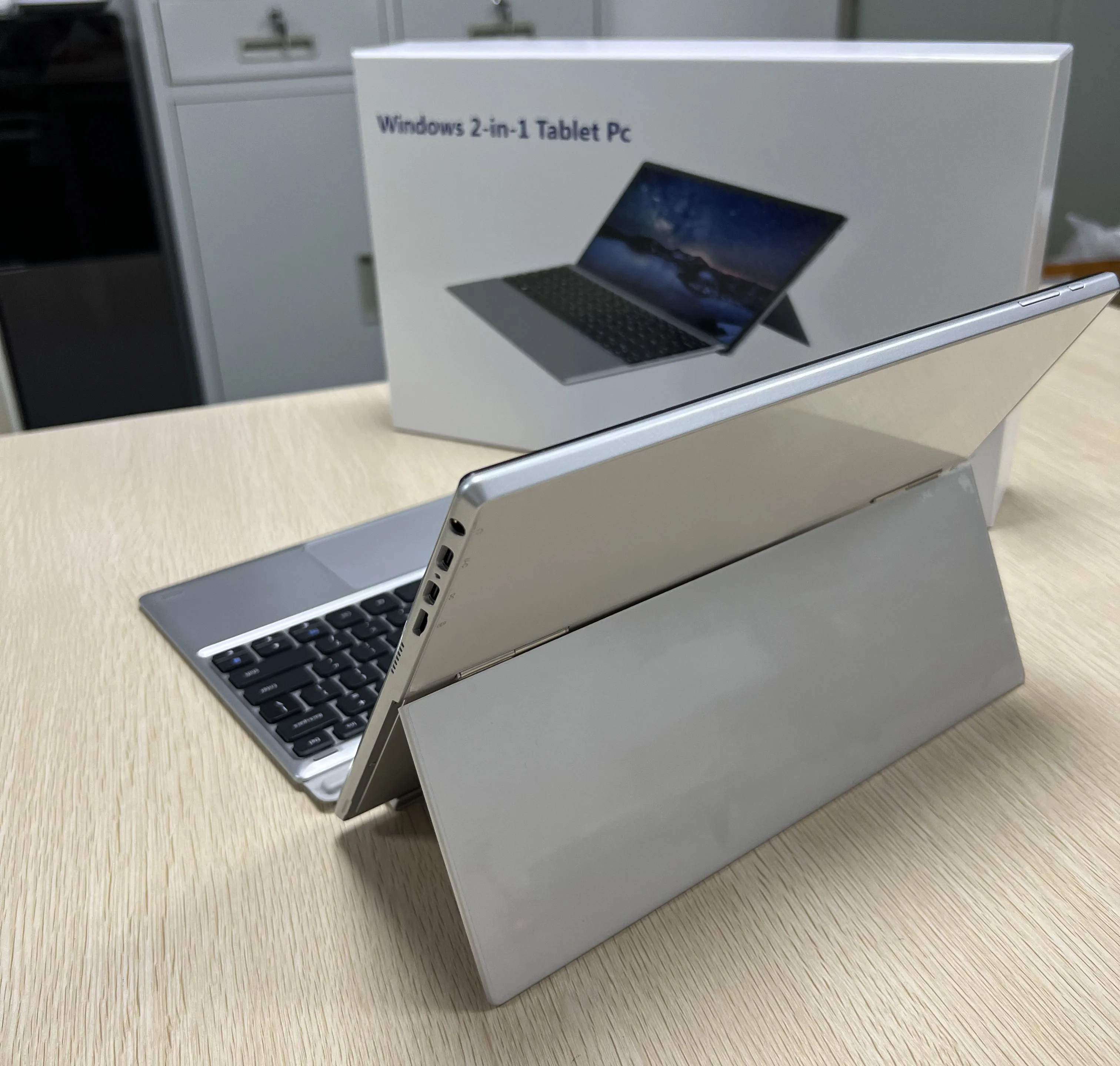 Cheap Oem 2 In 1 Surface Pro Window 11 Tablets Gaming Laptop Touch