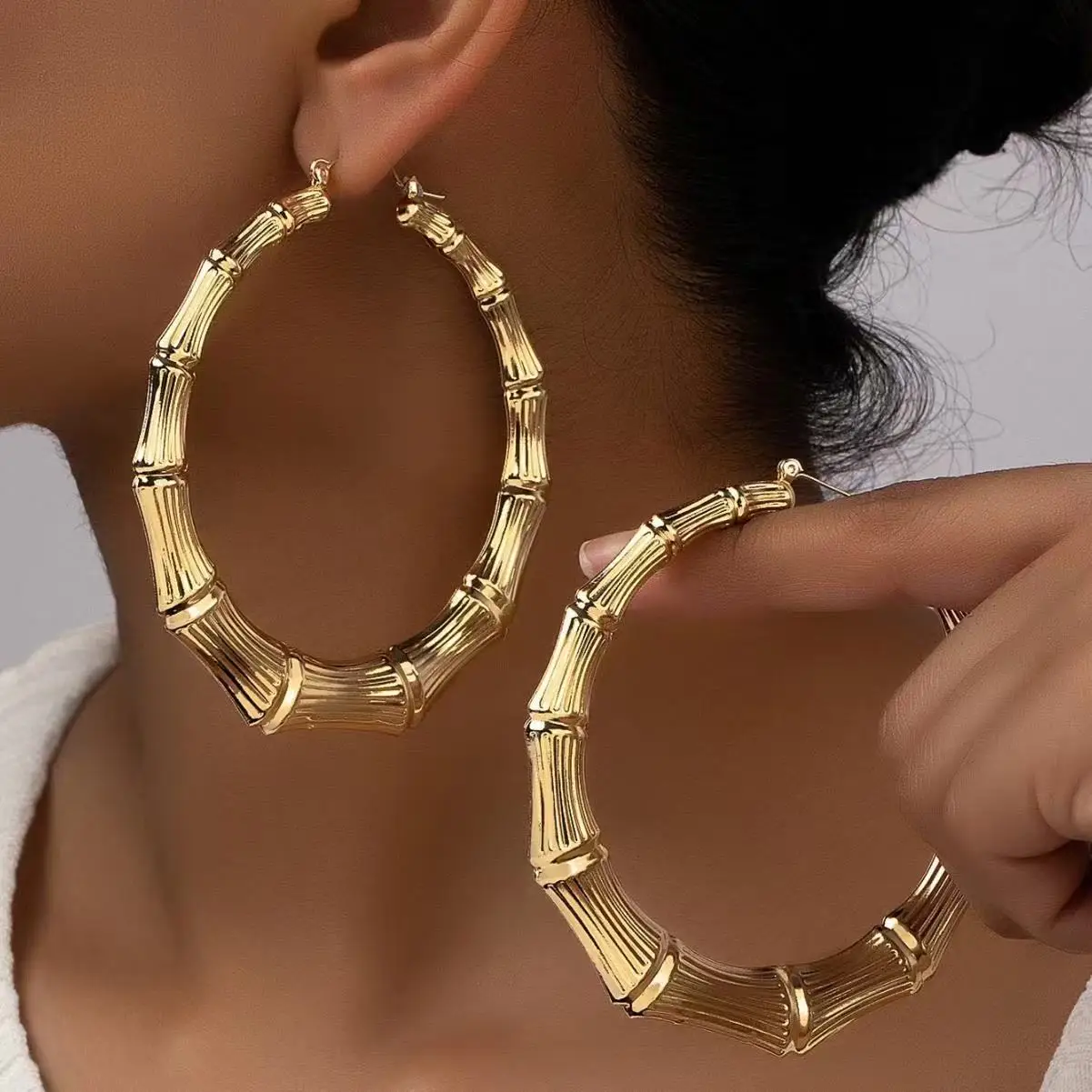 product new fashion jewelry sets customize earrings exaggerated geometric bamboo  gold plated hoop earrings for woman-5