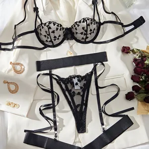 New Arrival Women's Sexy Lingerie Set Hot Sales Mature Love Styles Embroidery See Through Underwear