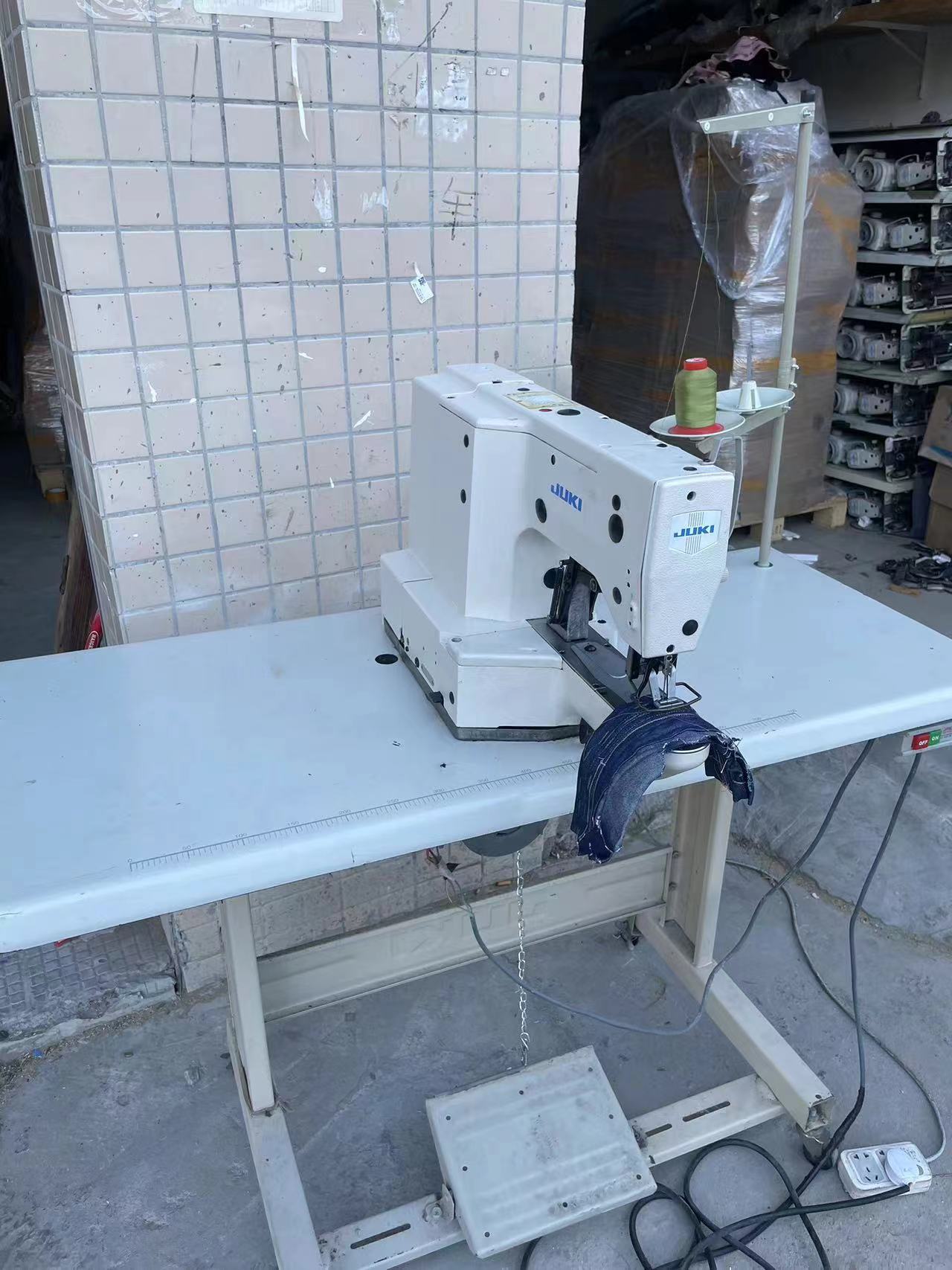 Japan Usado Maquina Prensilladora Yuki Lk 1850 Bartack Industrial