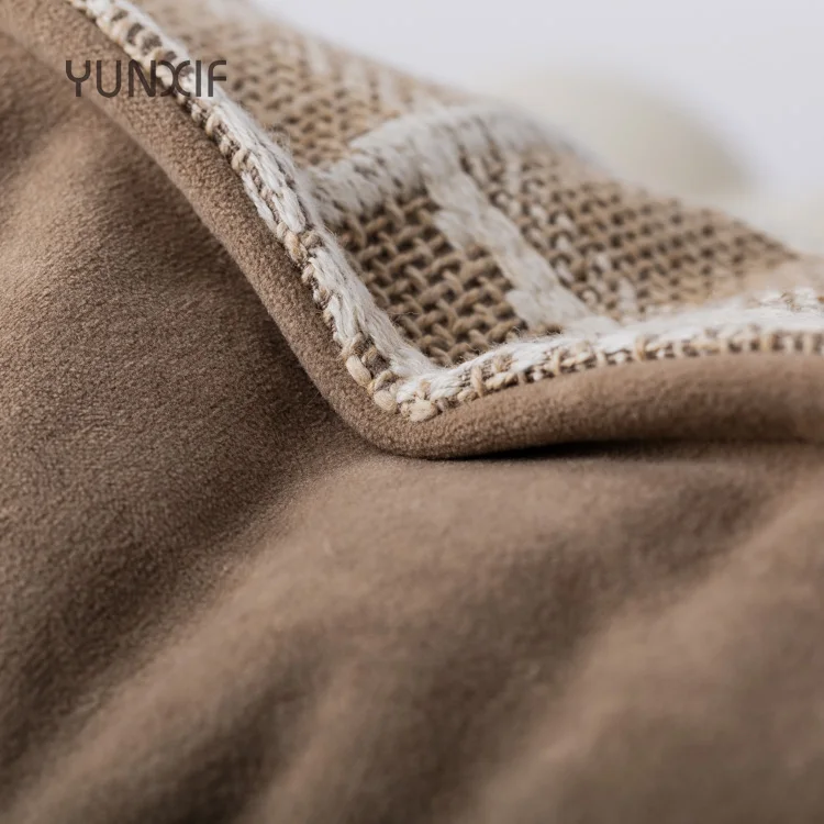 Luxurious Geometric Stripe Lumbar Pillow Minimalist Japanese Style_voghion.com