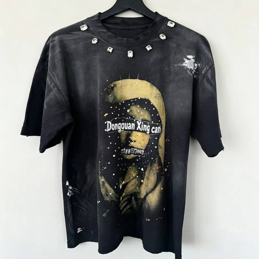 Výrobce streetwearu, mužské bavlněné trička se shortovými rukávy s potiskem, vintage tričko s kyselinovým praním, poškozené a zdobené křišťály