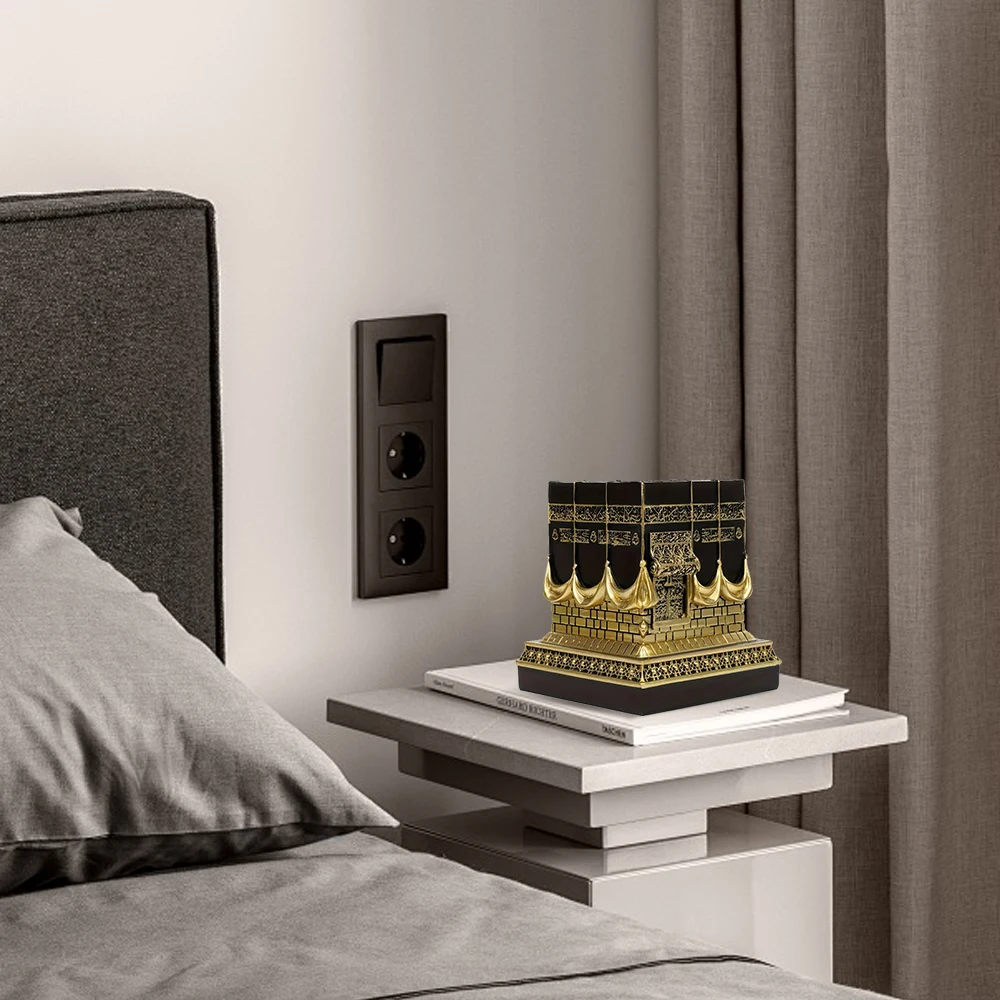 Wholesale Islamic Resin KAABA Sculpture Ramadan Eid Gifts Muslim Home Decoration Religious Table Ornament