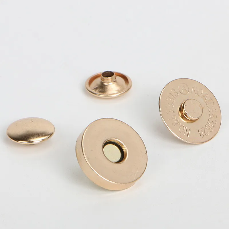 magnetic backpack buckle