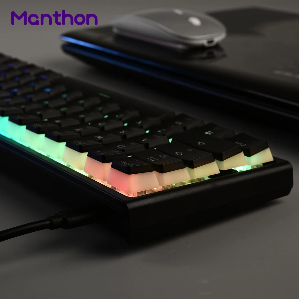 Teclado mecânico 60% 61 teclas com tampas de pudim preto e branco