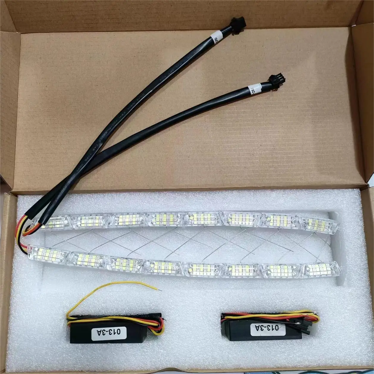 LED Crystal Tear Eye 60cm DRL Daytime Running Light Turning Color Guide Double Colour Flowing Stretchable Lamp LED Lamp Strip