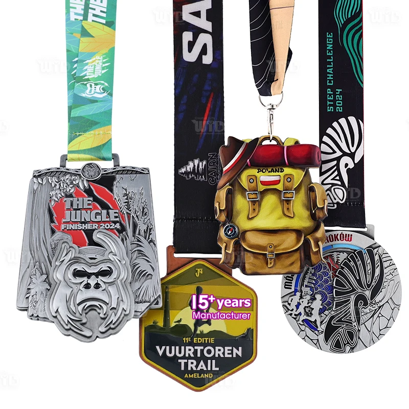 Medalha Personalizada de Fábrica para Conclusão de Maratona de Caminhada com Fitas, Medalha Esportiva de Corrida em Trilha Divertida, Medalha de Alta Qualidade com Esmalte 3D