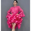 สีแดงม่วง