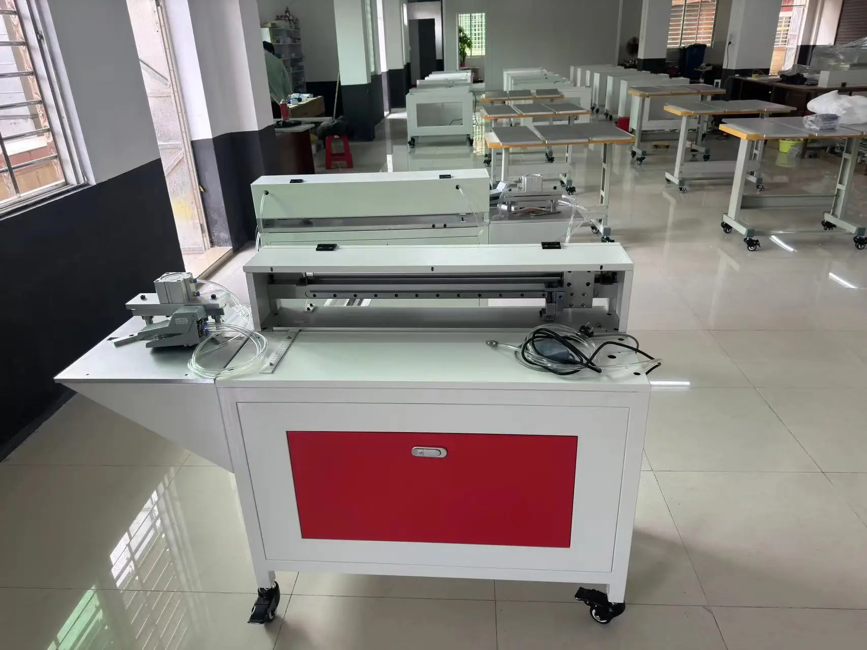 Pneumatic Box Cardboard Groove Cutting Machine Paper Card Board V Grooving Machine V Slotting Machine With Corner Cutter