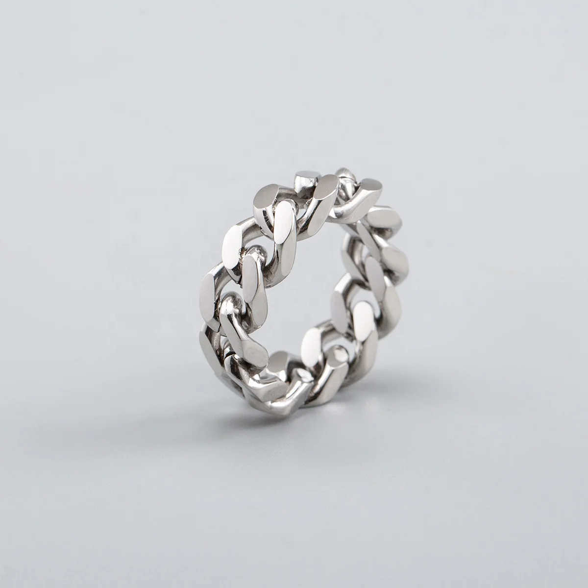 Power Simple Creative Stainless Steel Smooth Surface Cuban Chain Men Rings for Finger Decoration