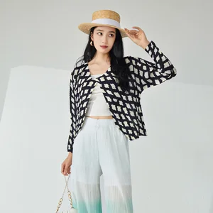 High Quality Pleated Cardigan Top Vintage Western Style Women's Stretch Jacket Elegant Printed for Spring and Summer
