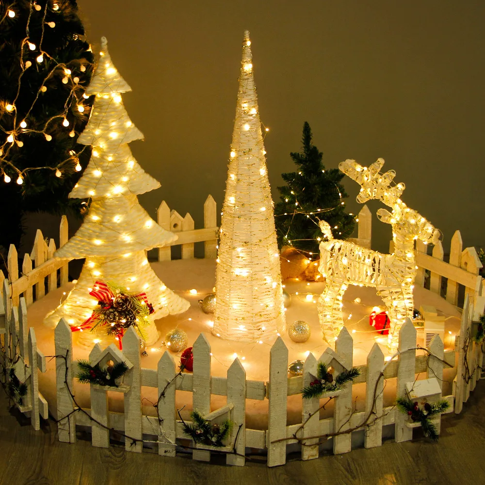 Set di decorazioni natalizie da 2 pezzi per tavolo, pannello da scrivania, albero di Natale decorativo, Babbo Natale nano, mini albero di Natale in mi | Leroy Merlin
