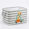 Caja cuadrada gris