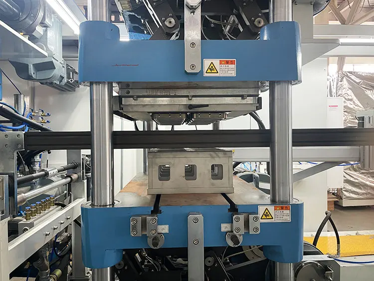 Fully Automatic Servo Drive Plastic Cup Making Machine Plastic Vacuum Thermoforming Machine Making