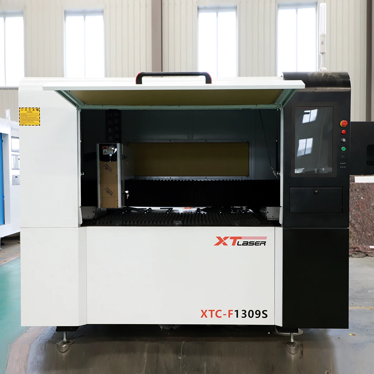 1390 Cover Mini Metal Fiber Laser Cutting Machine for Stainless Steel
