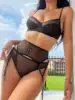 Noir (soutien-gorge + culotte + porte-jarretelles)