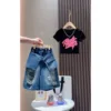 Giacca di jeans nera con graffiti, maniche corte, personalizzata, strappata, lunghezza media