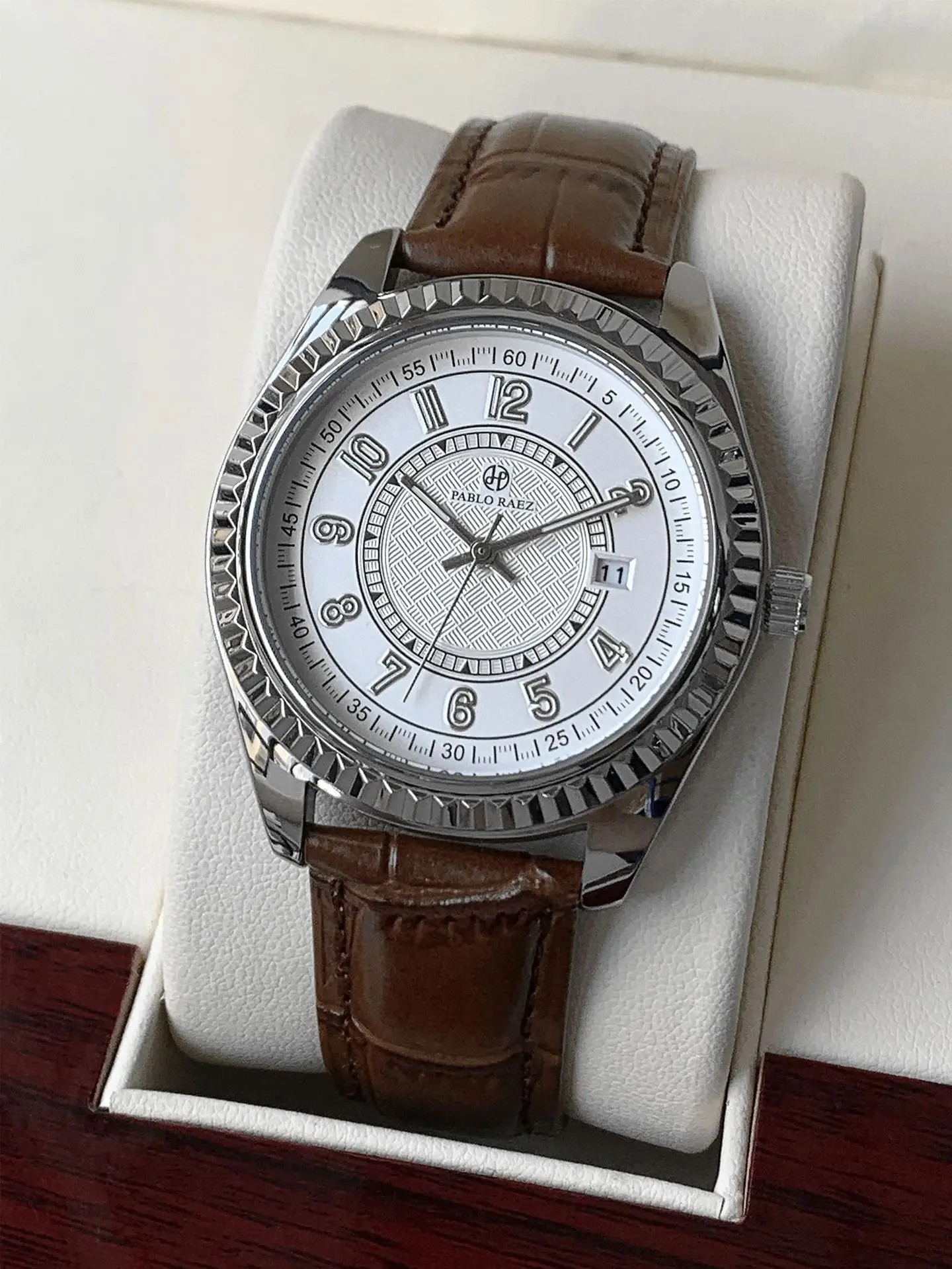 Pablo Raez Quartz Watch - Stylish & Waterproof Men's Watch