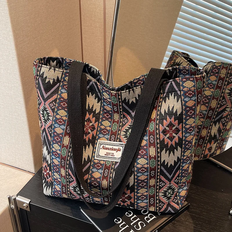 Large Capacity Ethnic Canvas Tote Bag - Summer & Autumn