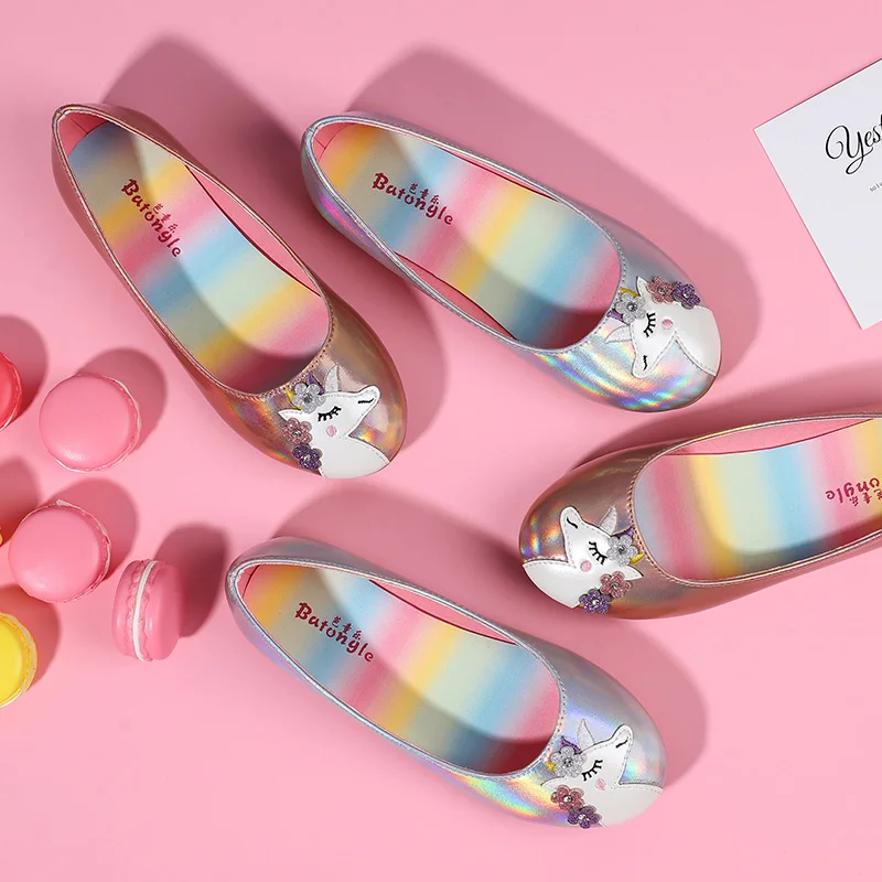 Детская обувь с единорогом, повседневные сандалии с мягкой подошвой, с круглым носком, для девочек