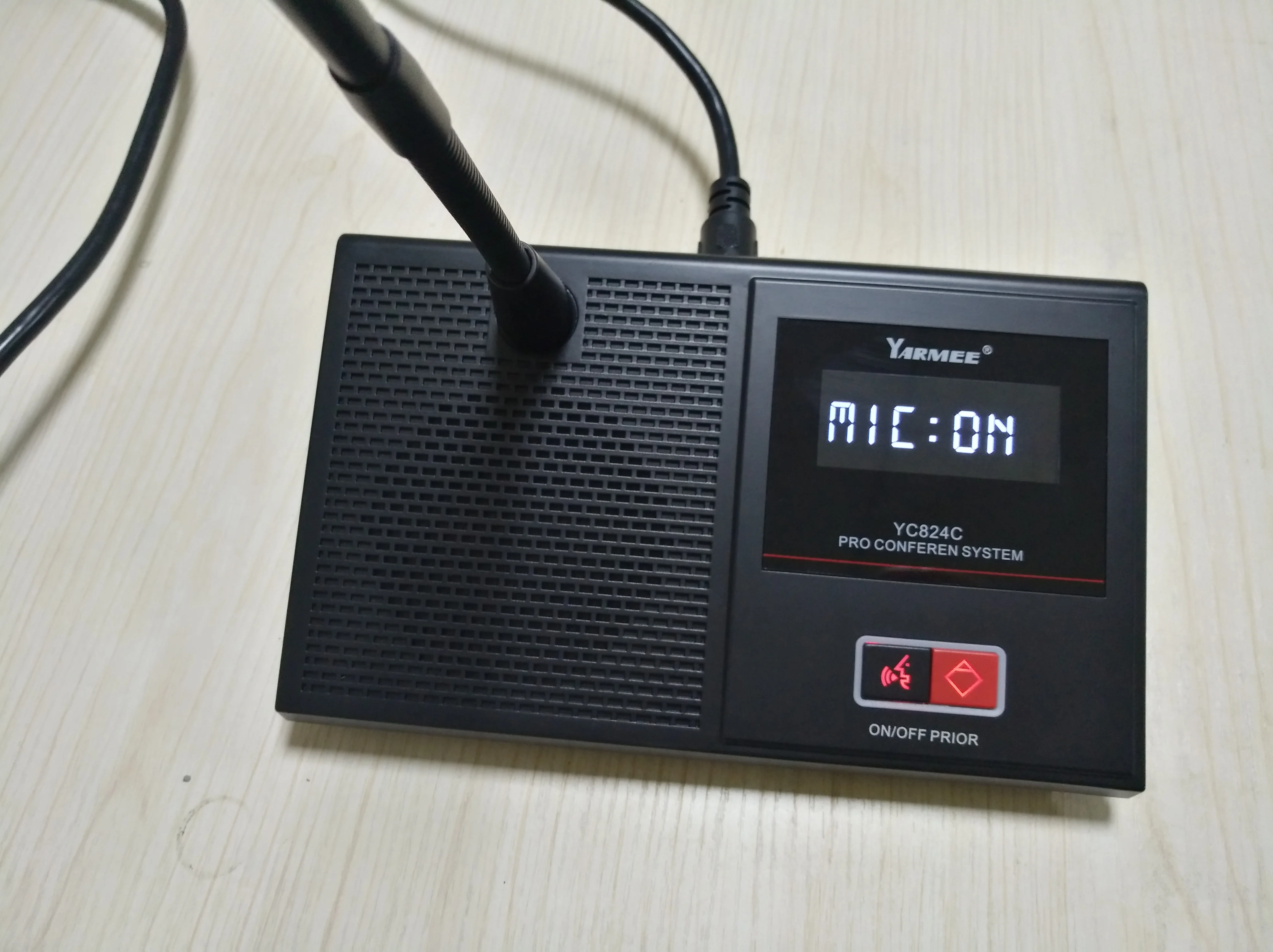 YARMEE Conference System Solution for Conference Meeting Room All in One Wired Audio Digital Conference Microphone System