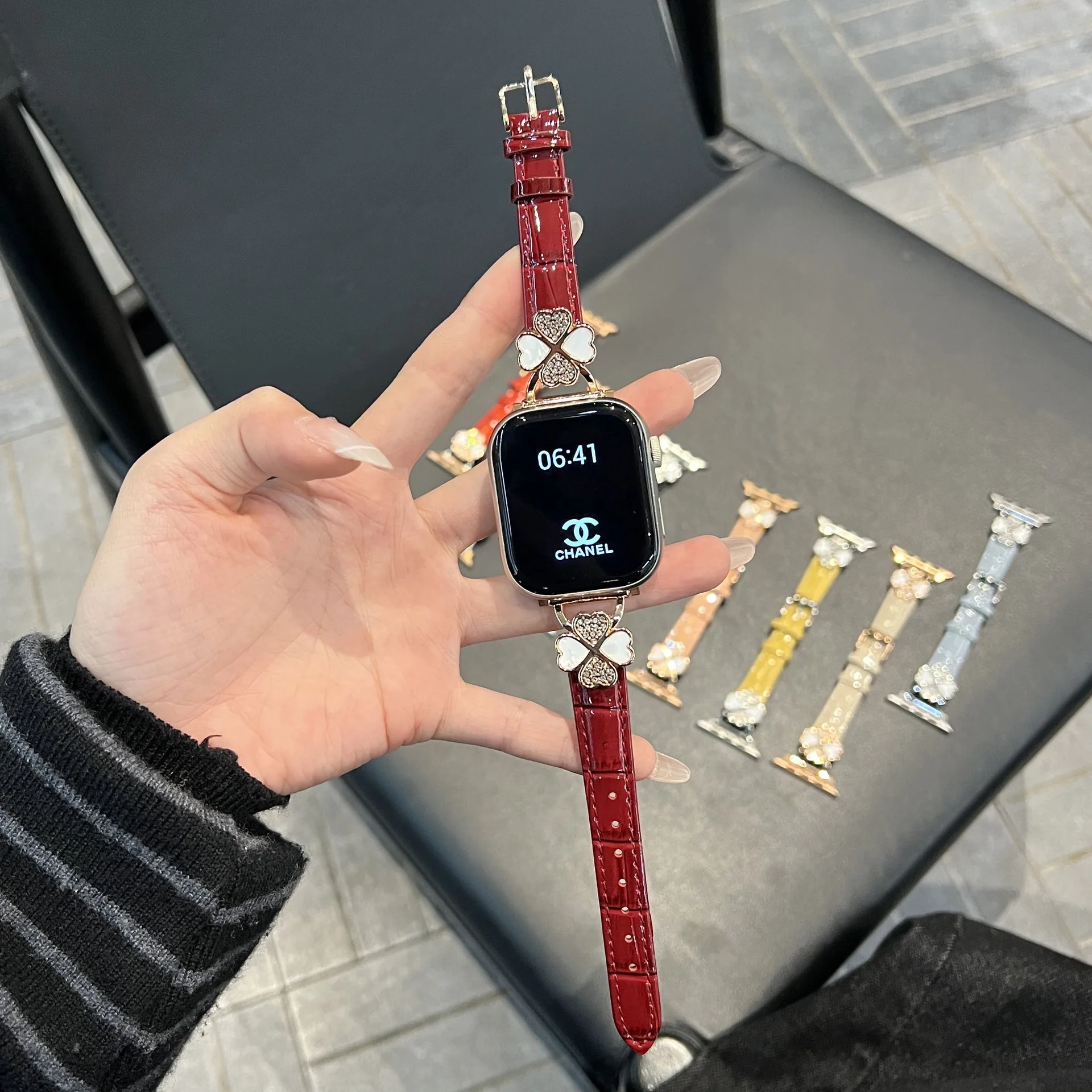 Wine red - rose gold buckle