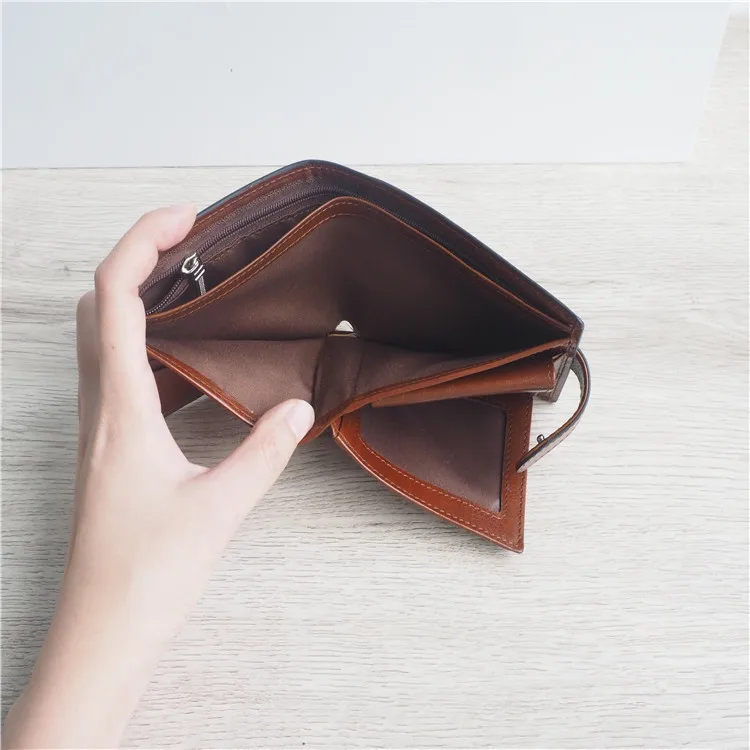 Esiposs Wallet - Esiposs Wallet Brand for Men Online - Leatherclue