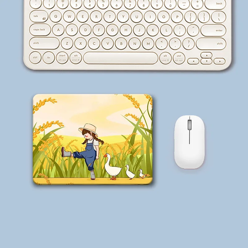 Квадратный коврик для