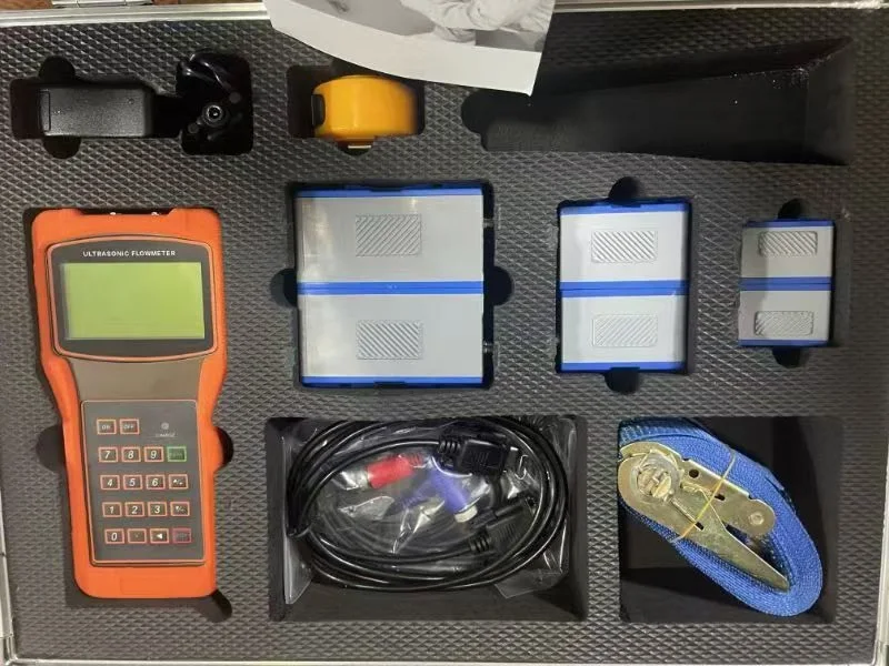 Ultrasonic Beer Modbus Water Flow Meter Clamp on Ip67 Digital Flow Meter Rechargeable Battery Handheld Ultrasonic Flow Meter