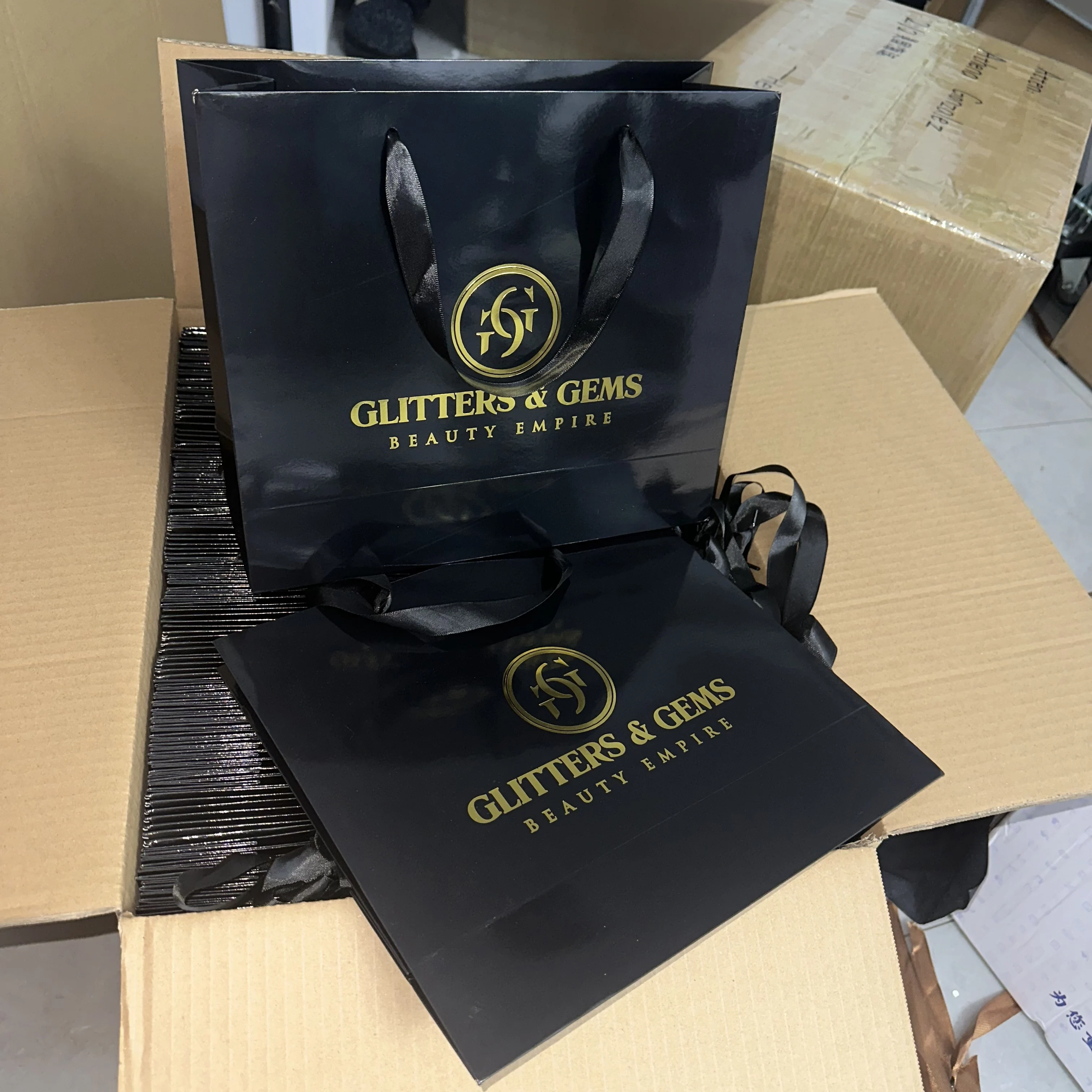 Luxury Custom Logo Navy Blue Shopping Paper Bag Gift Packaging