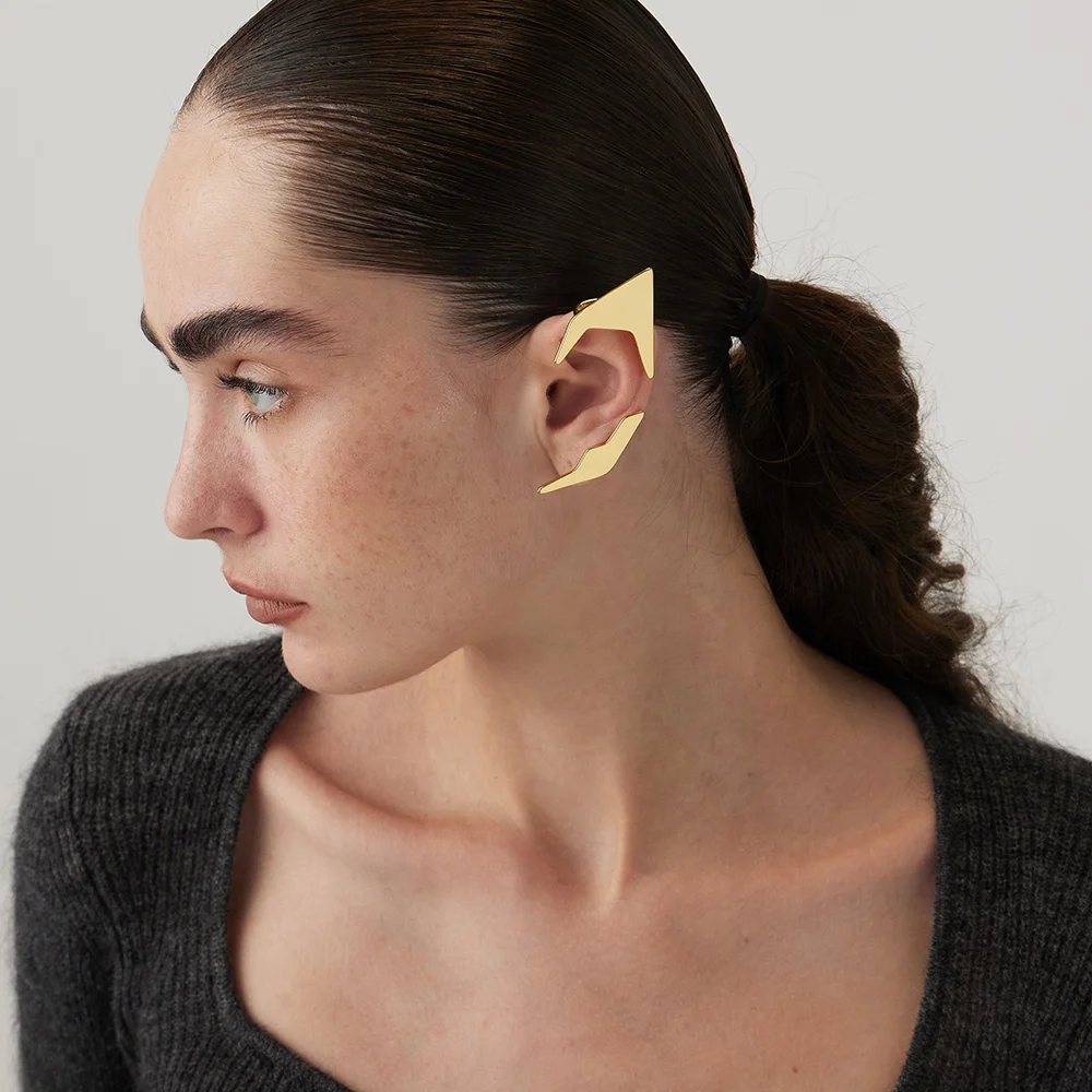 Original Design 18K Gold Plated Brass Jewelry Elf Ear Clip Non-Piercing Ear Cuff Party Accessories Earrings E221378