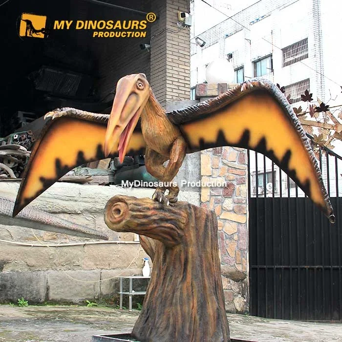 R Realistic Flying Pterodactyl Dinosaur Robot