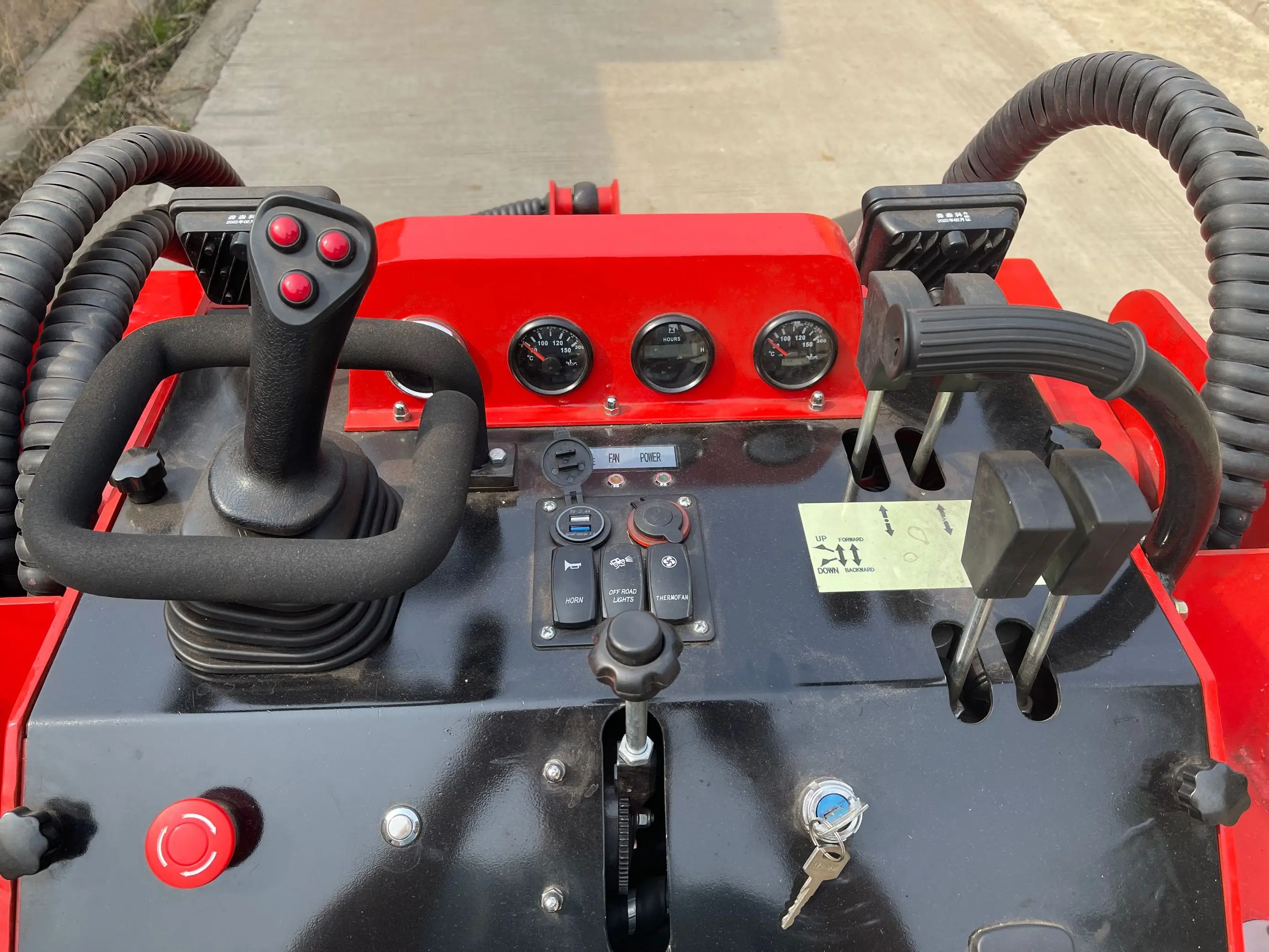 Дизельный погрузчик с бортовым поворотом 25 л.с., Международный погрузчик с бортовым поворотом, гидравлический погрузчик с резиновой гусеницей