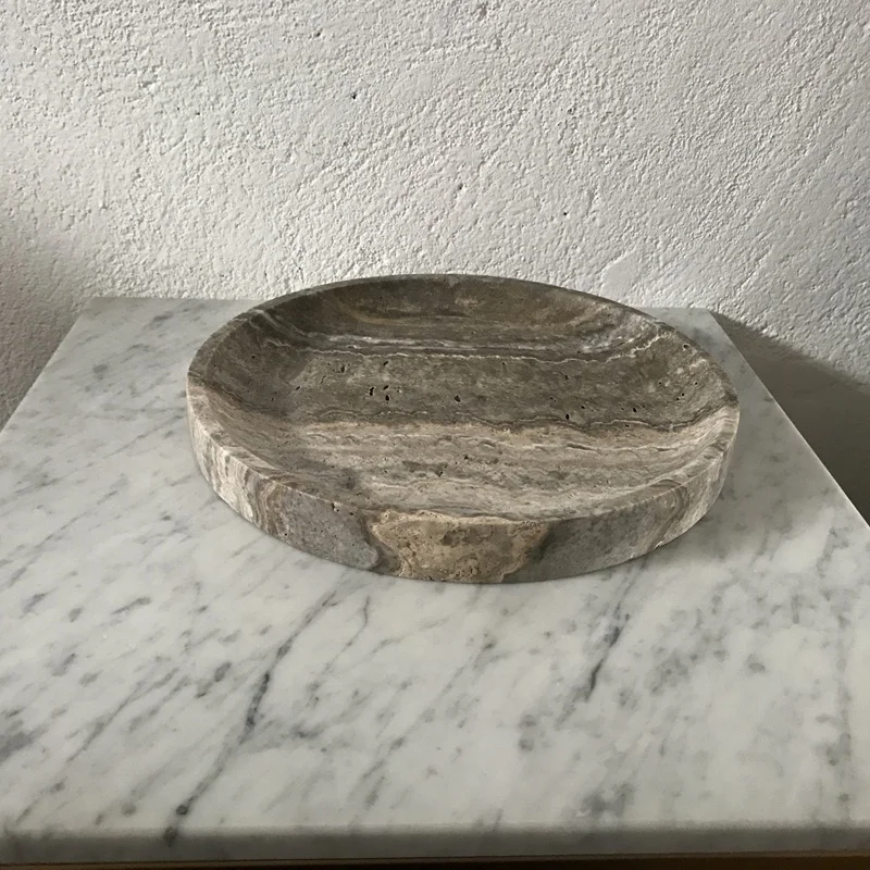Серебристо-серый травертин лоток dia30x3cm с тонкими краями травертин круглый лоток