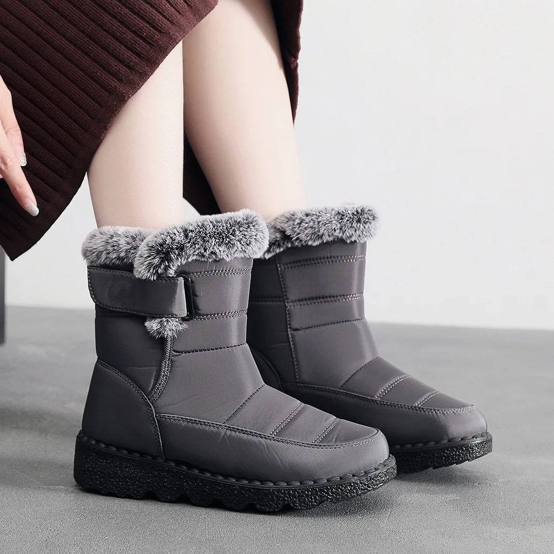 Winter New All-match Thick Sole Popular Plush Short Waterproof Boots Women's Shoes Plus aperçu 3