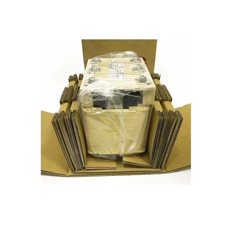 Hcd7d04a05f474d90b3308aa8bcb3c