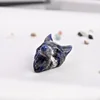 Cabeza de lobo de sodalita azul