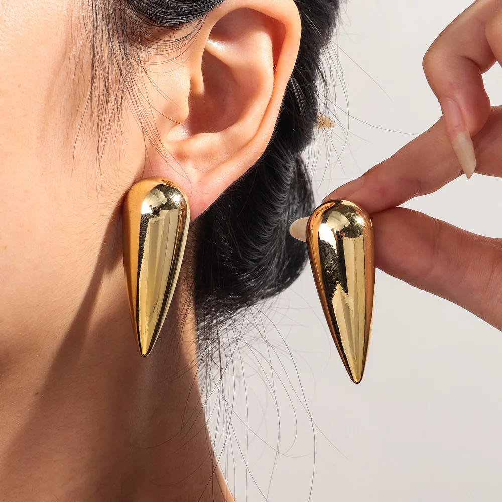Personality Western Fashion Jewelry Cool Girl Men Long Spike Earrings Gold  Plated Chunky Statement Jewelry Acrylic Stud Earrings