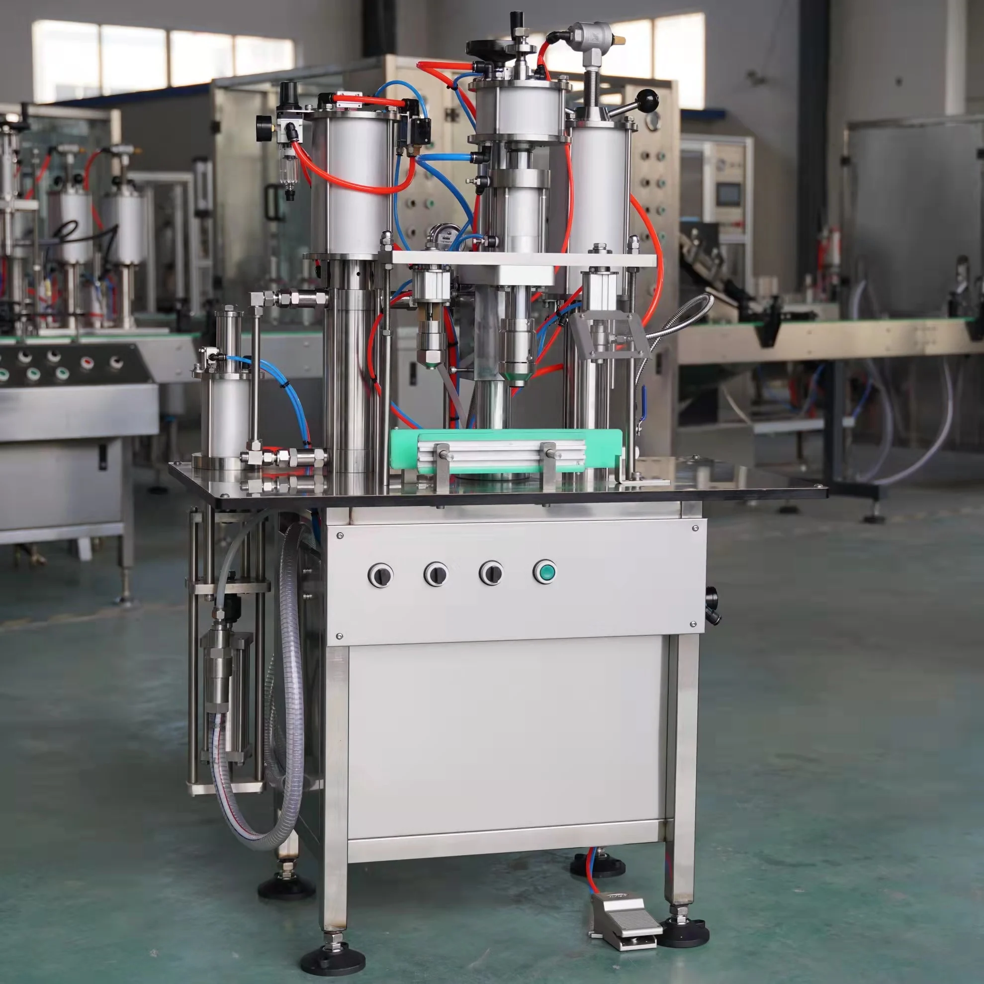 Less Manual Aerosol Filling Machine With CO2 Inert Gas Propellant Filling