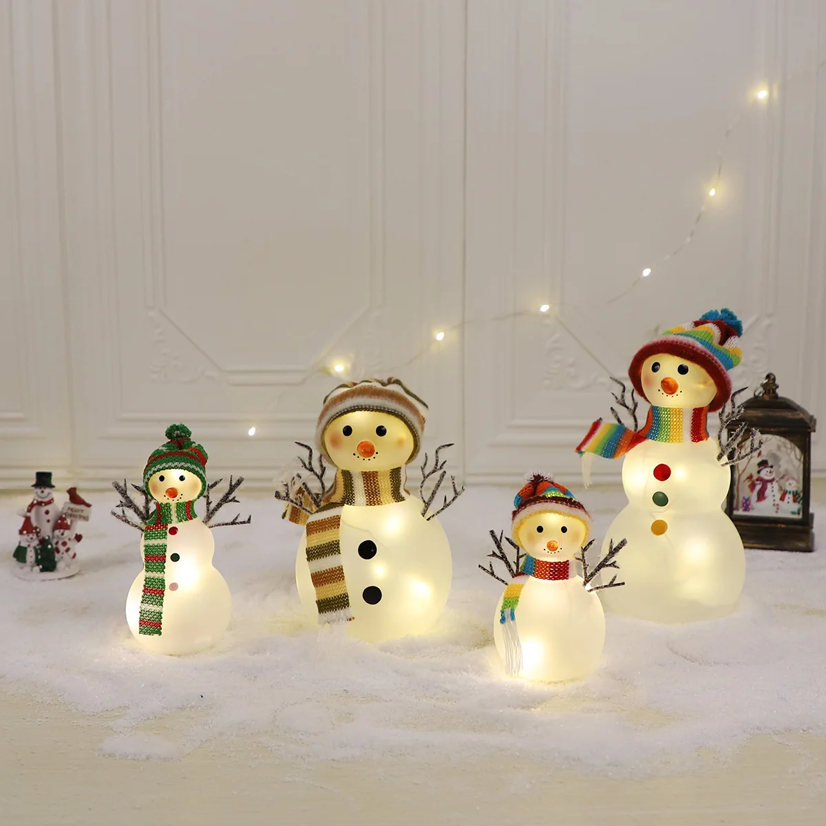 Home decoration items LED Electric Light-Up Hand Blown Frosted Glass Holiday Snowmen decoration with LED lights details