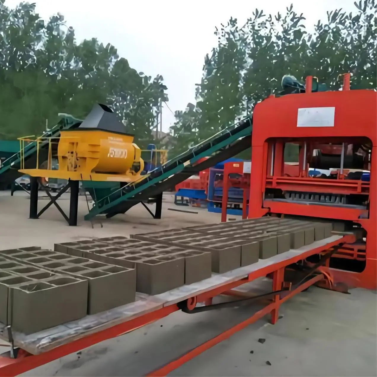 Máy làm gạch khối quy mô nhỏ - Dây chuyền sản xuất gạch bê tông xi măng tự động