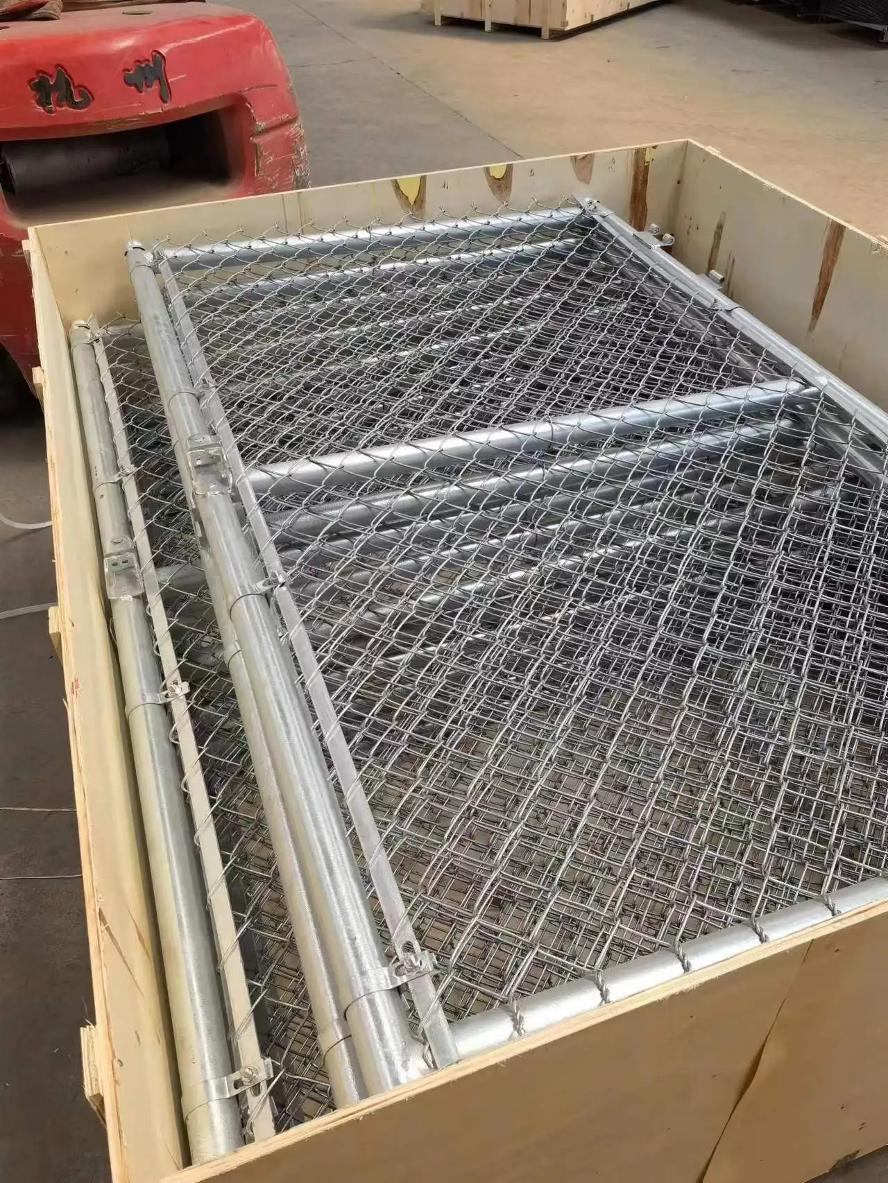 Low Price Galvanized Chain Link Fence Diamond Wire Mesh For Metal Fence