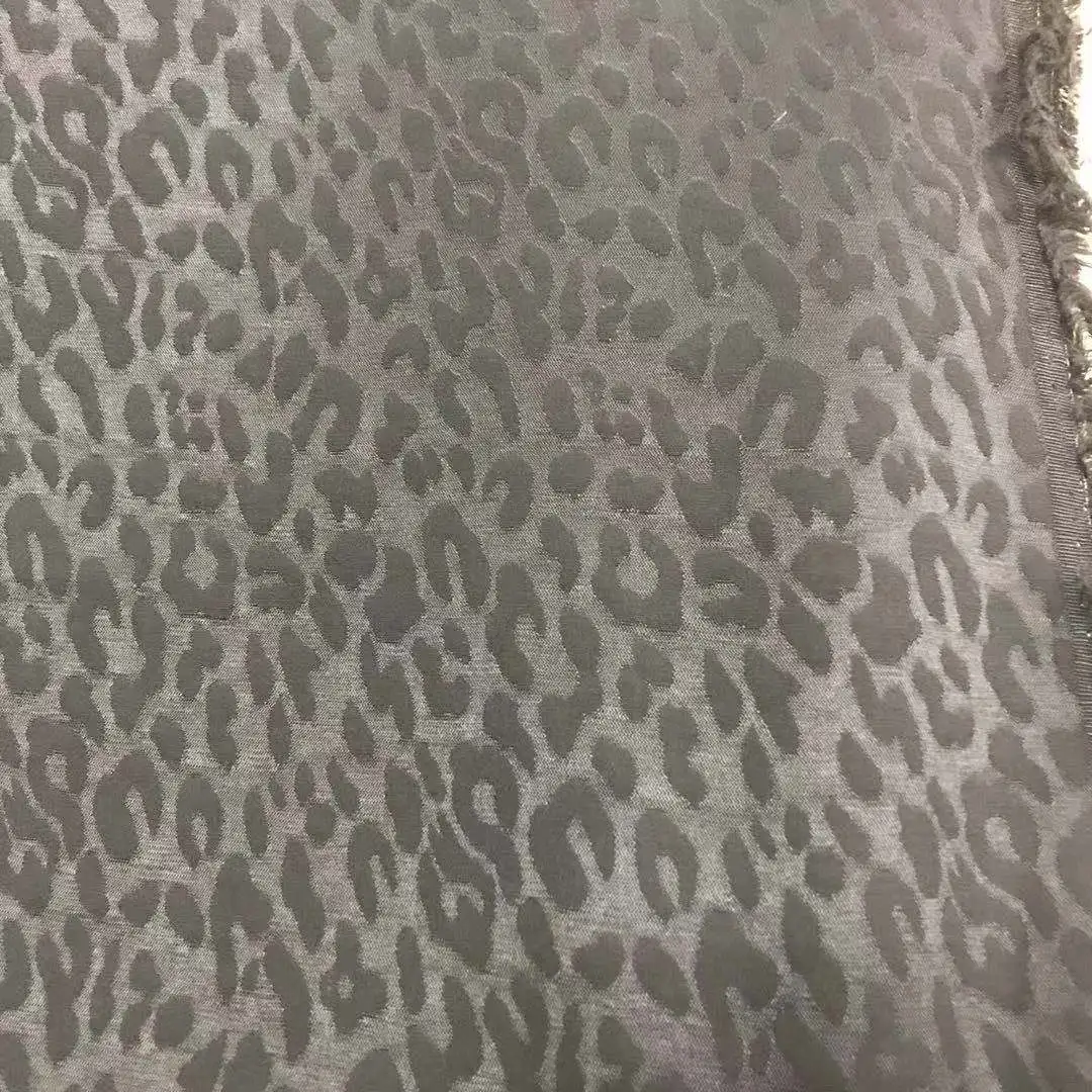 European Style High Quality High Density Oeko-tex Certificate Viscose Rayon Jacquard Solid Woven Fabric for Shirts Garments