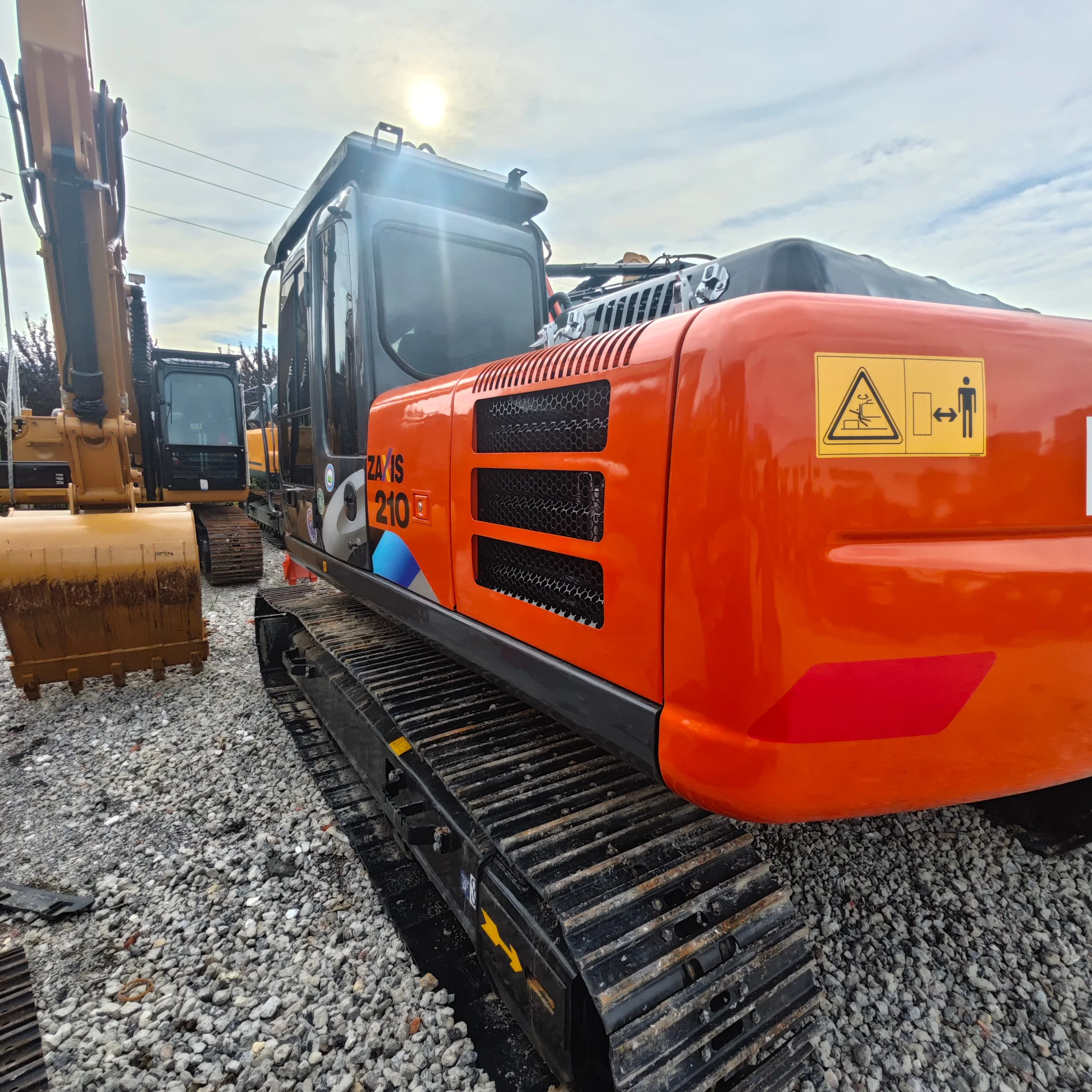 【中古】 21世紀を拓く基礎技術46 日立建機 HITACHI ZAXIS210 格安中古日立21トン油圧クローラー式掘削機