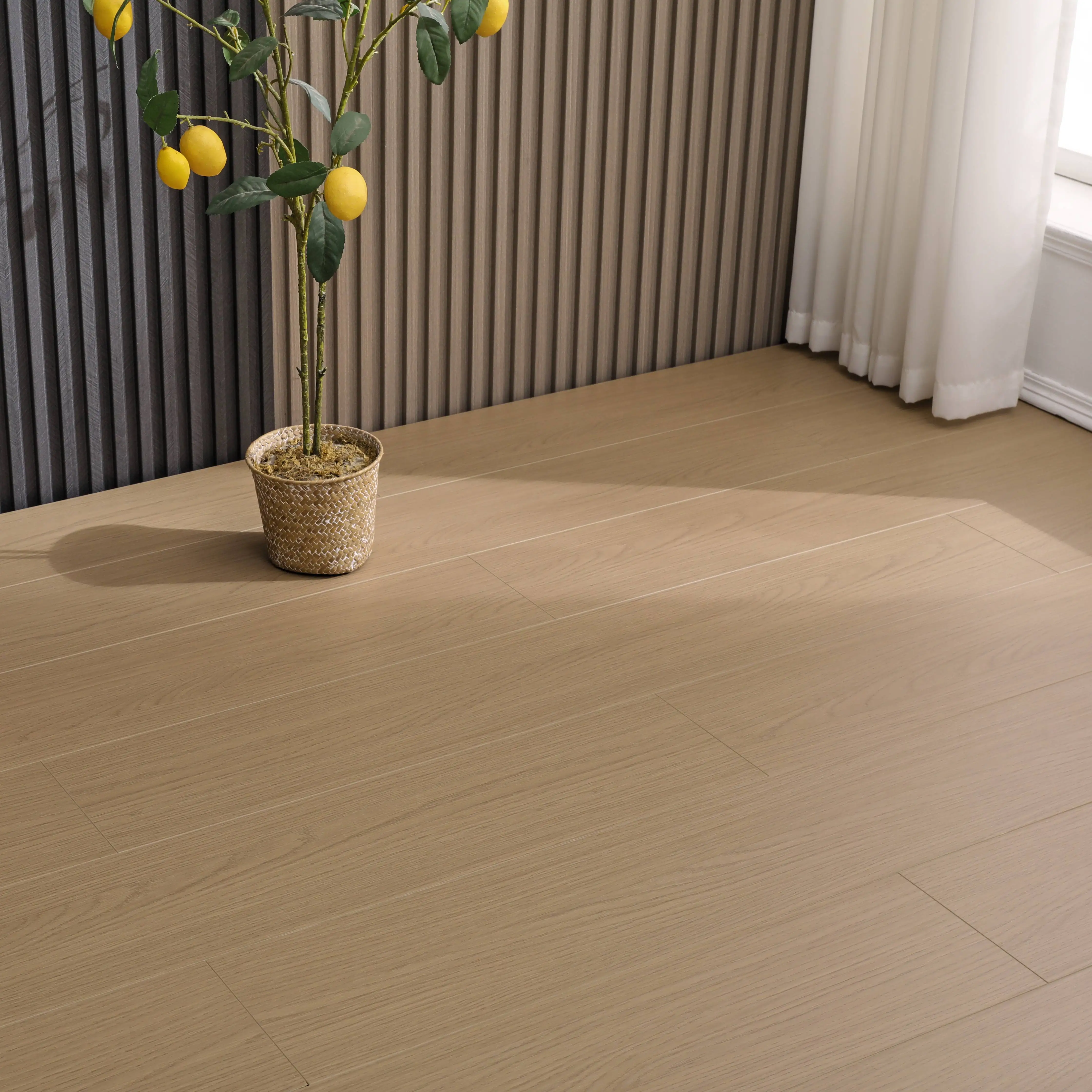 Smooth and Comfortable Household 14mm Solid Wood Composite Flooring Anti-fouling and Environmental protection