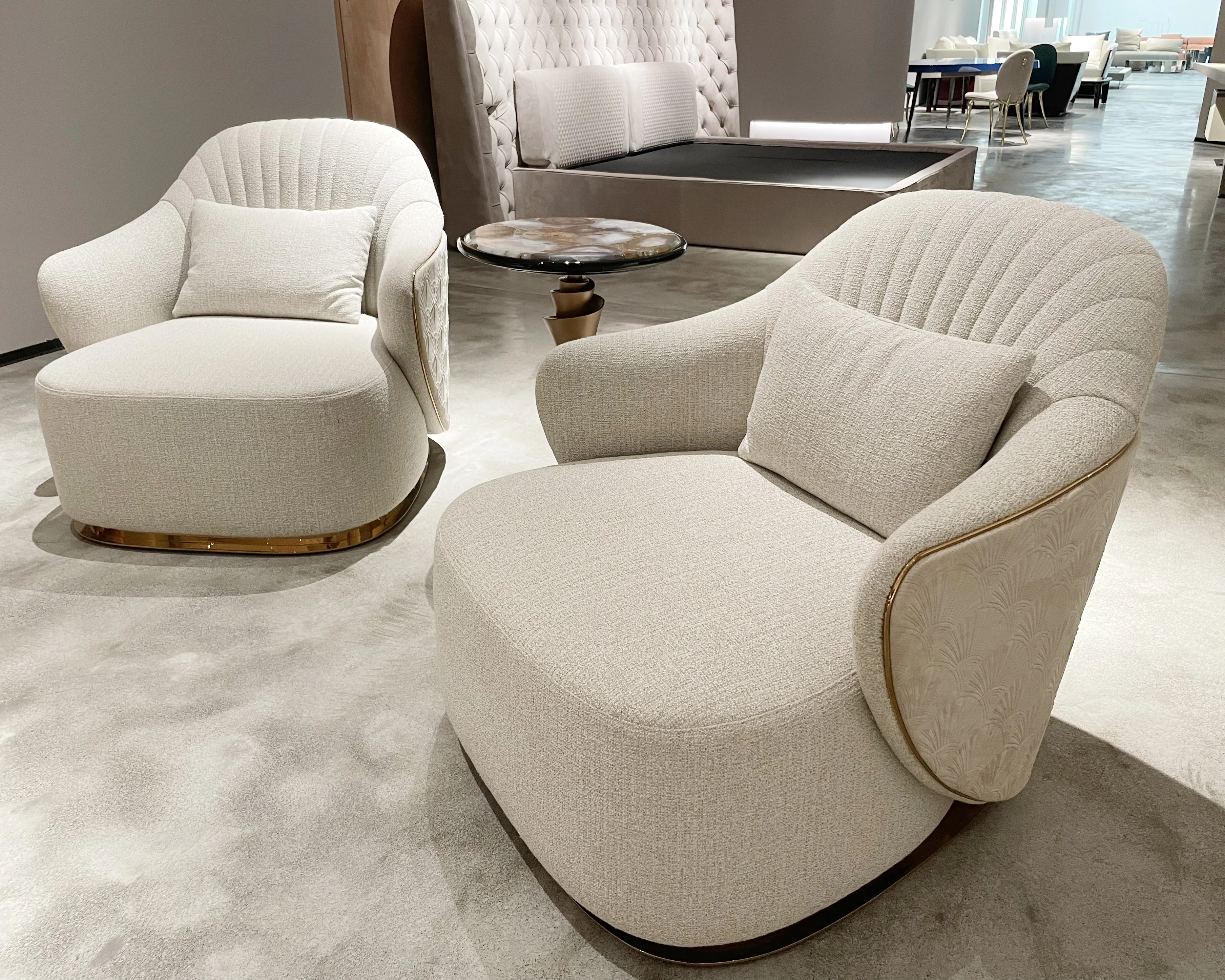 LEFANTE Mansion Furniture_стальное верхнее бархатное кресло с металлической отделкой с лепестками на спинке шезлонг
