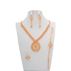 Wholesale Fine Jewelry Shop Customizing Jewelry Gold Plated Indian Set  Gold Color Jewelry Set