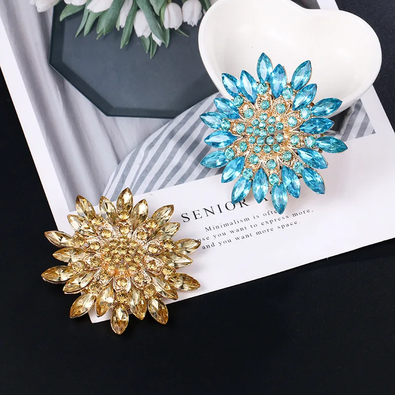 Factory Directly Sale Assorted Colors Marquise Crystal Rhinestones Flower Brooches for Women or Wedding Decoration